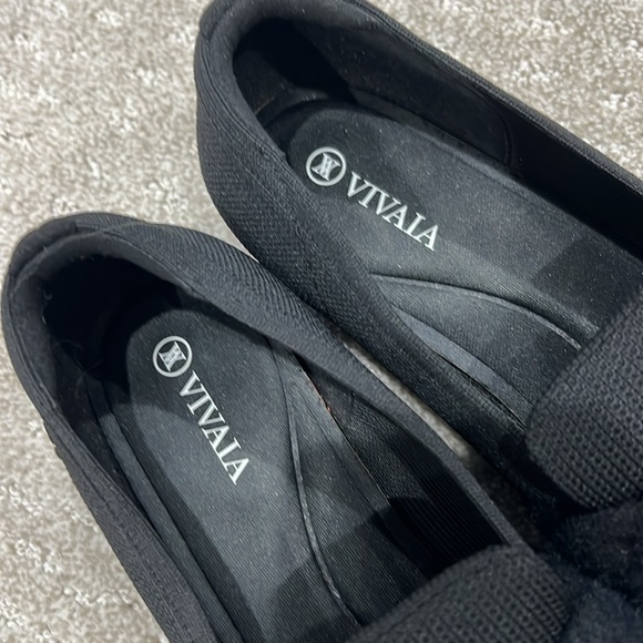 Vivaia square toe block heel loafer - pristine.  Size 9 - Picture 9 of 12